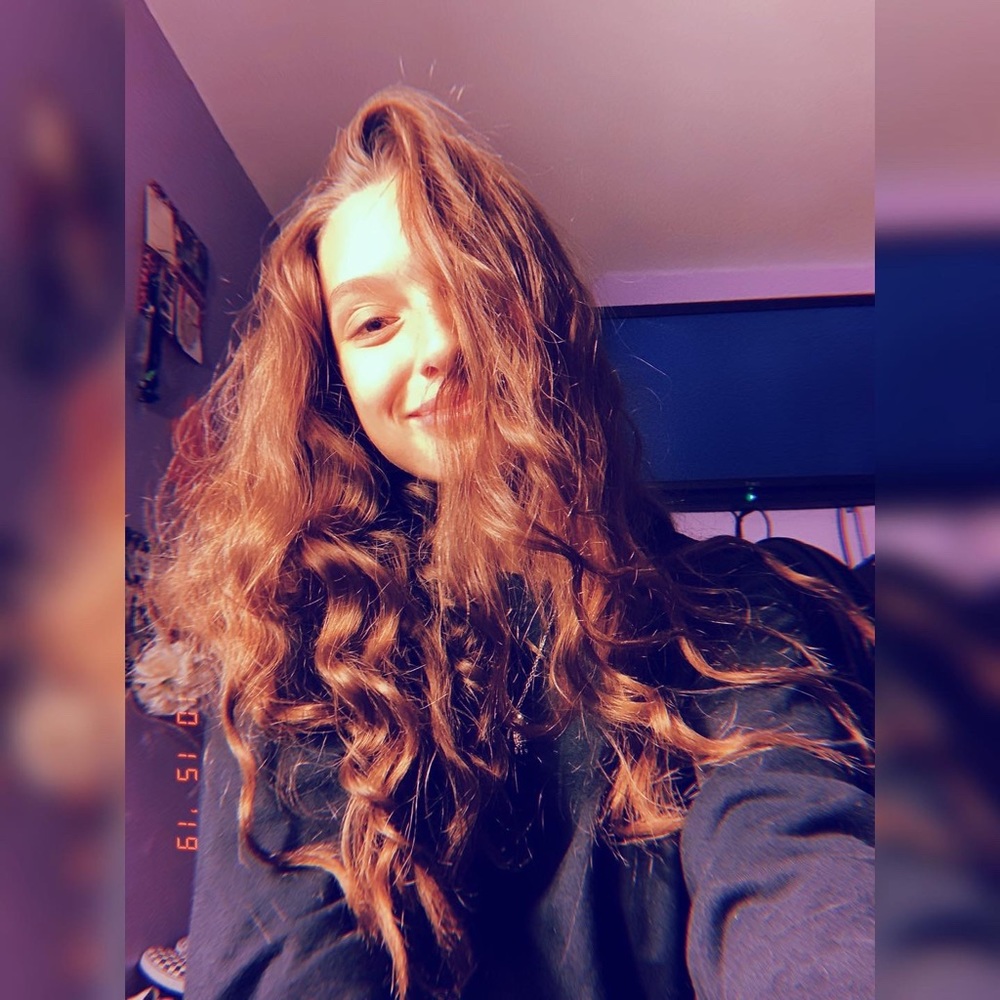 Meet your Posher, Hailea